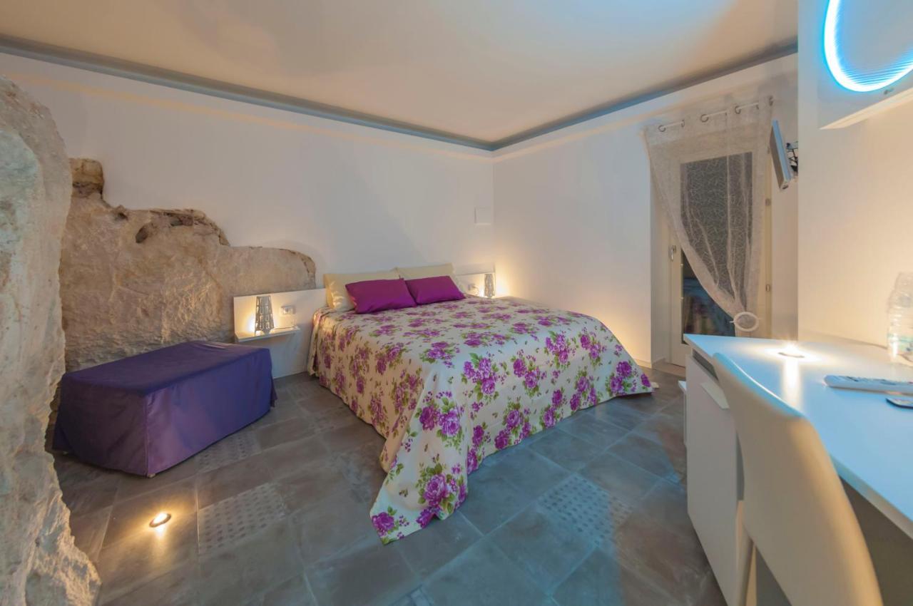 Terrazza Santa Barbara Hotel Matera Buitenkant foto